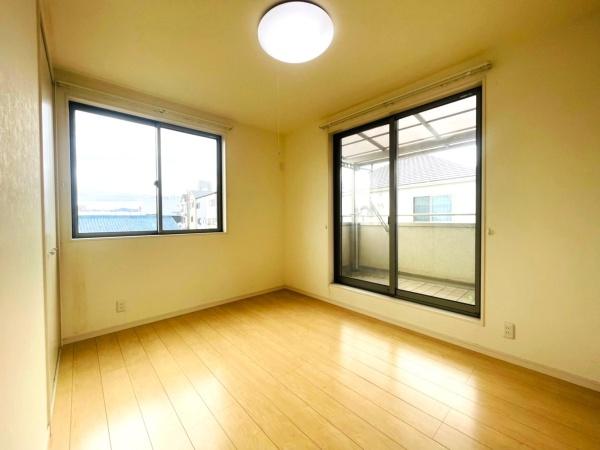 寝屋川市木屋町の中古一戸建て