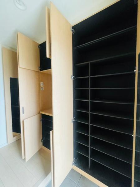 寝屋川市木屋町の中古一戸建て