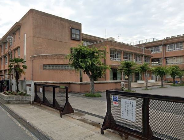 門真市江端町の中古一戸建て(門真市立東小学校)