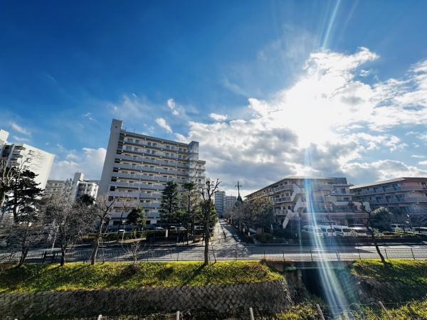 ディーグラフォート香里ケ丘ブライトフォート