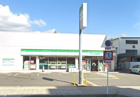 クローバーハイツ森小路1号棟(ファミリーマート新森二丁目店)