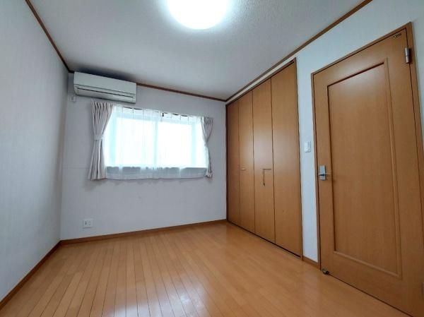 寝屋川市打上元町の中古一戸建て