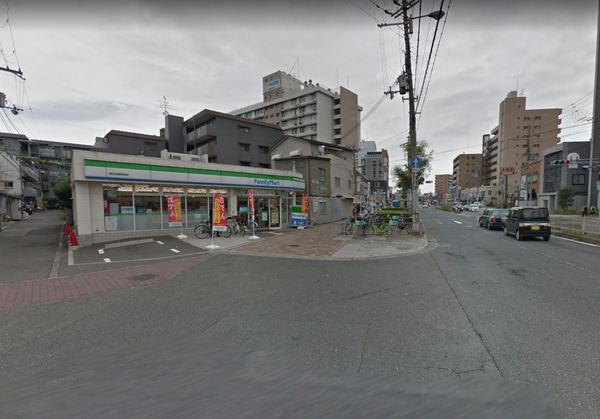 大阪市旭区高殿4丁目の中古一戸建て(ファミリーマート関目高殿駅西店)