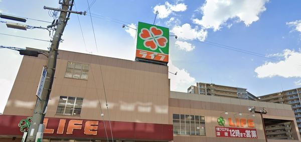 ユーロハイツ本田(ライフ西九条店)