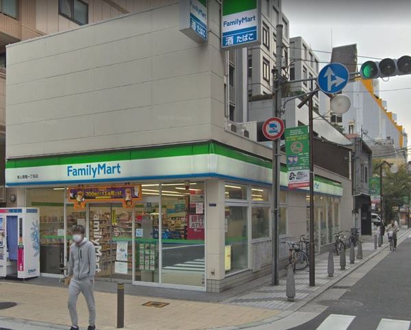 アルス心斎橋(ファミリーマート東心斎橋一丁目店)