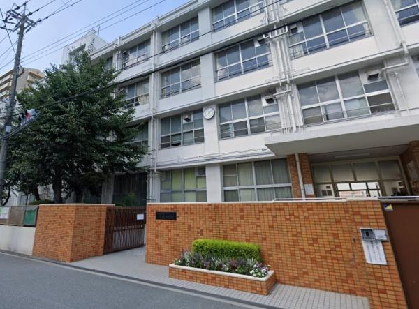 大阪市福島区海老江7丁目の中古一戸建て(大阪市立八阪中学校)