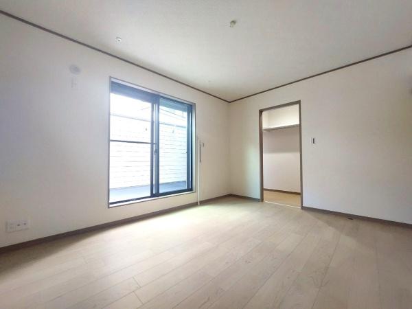 寝屋川市川勝町の中古一戸建て