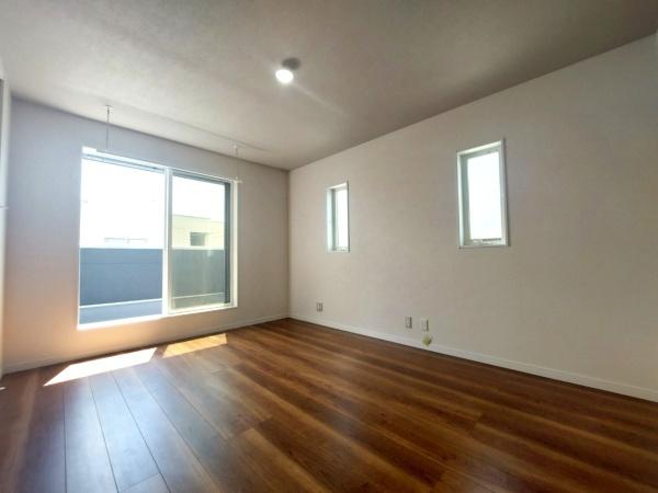 寝屋川市緑町の中古一戸建て