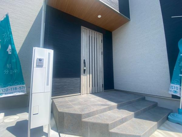 大東市諸福１丁目の新築一戸建