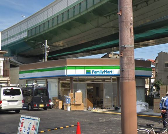 高殿コーポ(ファミリーマート中宮店)