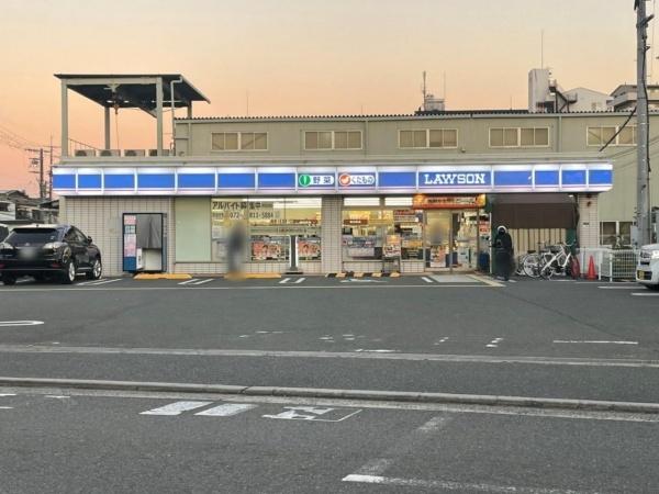 Mプラザ寝屋川　弐番館(ローソン寝屋川楠根北町店)