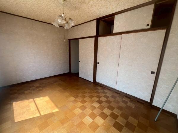 大東市諸福５丁目の中古一戸建て