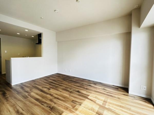 エーデルハイム関目(リビング)