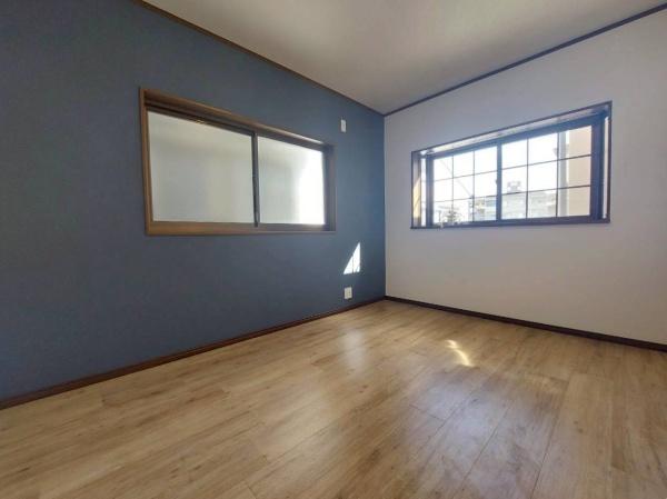 寝屋川市北大利町の中古一戸建て