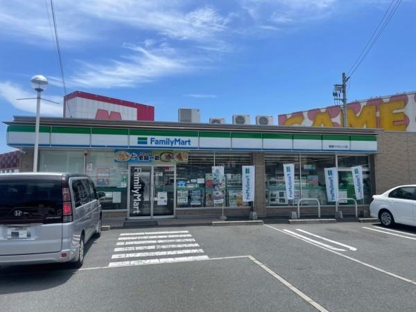 寝屋川市石津中町の中古一戸建て(ファミリーマート寝屋川マルハン店)