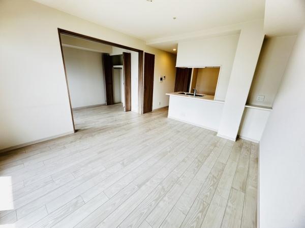 プレサンスロジェ都島本通EAST