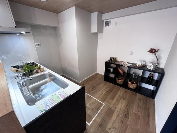 日商岩井城北ハイツ１号館