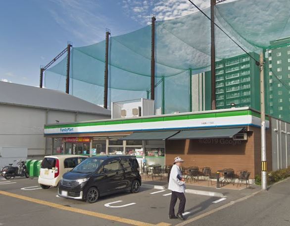 日商岩井城北ハイツ１号館(ファミリーマート今福東一丁目店)