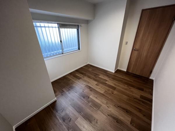 日商岩井城北ハイツ１号館