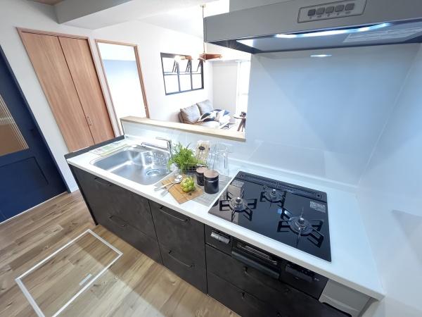 日商岩井城北ハイツ１号館