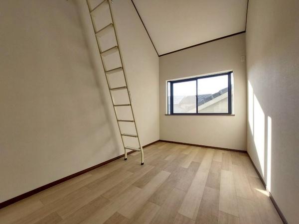 寝屋川市池田西町の中古一戸建て