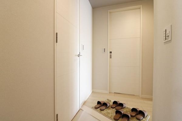 プレミスト堺筋本町ラディーナ