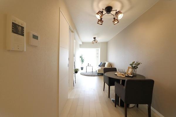 プレミスト堺筋本町ラディーナ