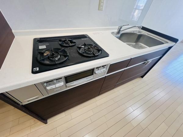 ファミールハイツ城東Ａ棟