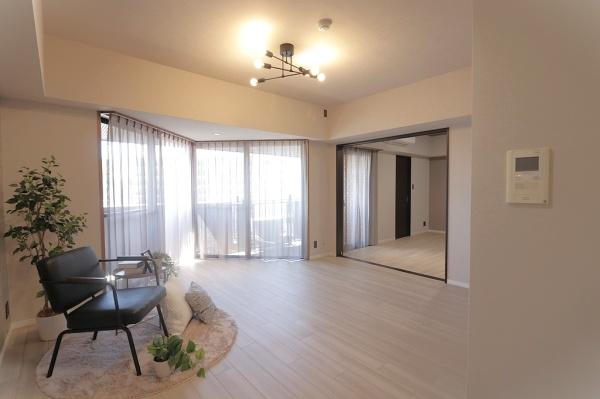 朝日プラザアルティマタワーズ