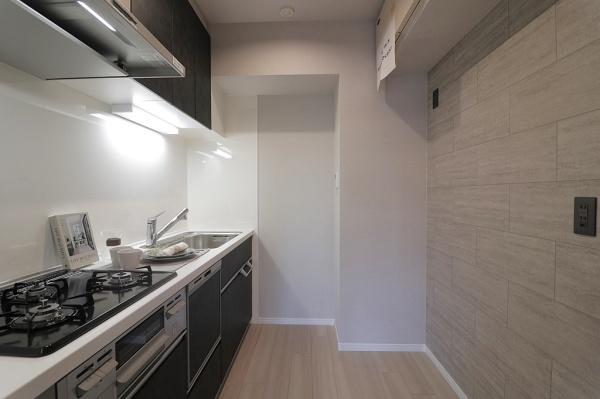 朝日プラザアルティマタワーズ