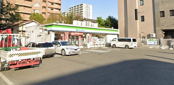 メロディーハイム桃ヶ池(ファミリーマート東住吉南田辺店)