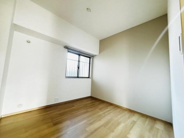 岸里東パーク・ホームズ