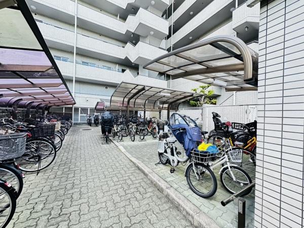 岸里東パーク・ホームズ