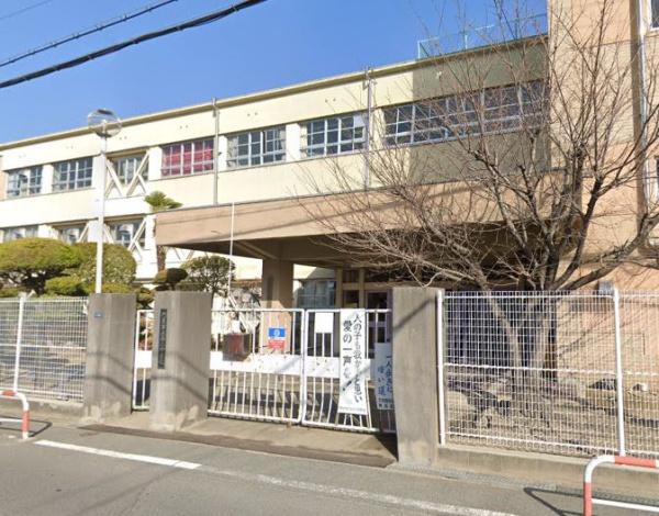 門真市南野口町の中古一戸建て(門真市立第二中学校)