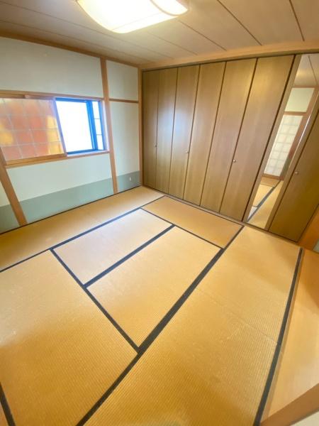 寝屋川市上神田１丁目の中古一戸建て