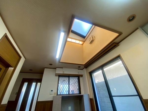 寝屋川市上神田１丁目の中古一戸建
