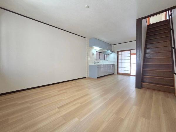 寝屋川市黒原旭町の中古一戸建て