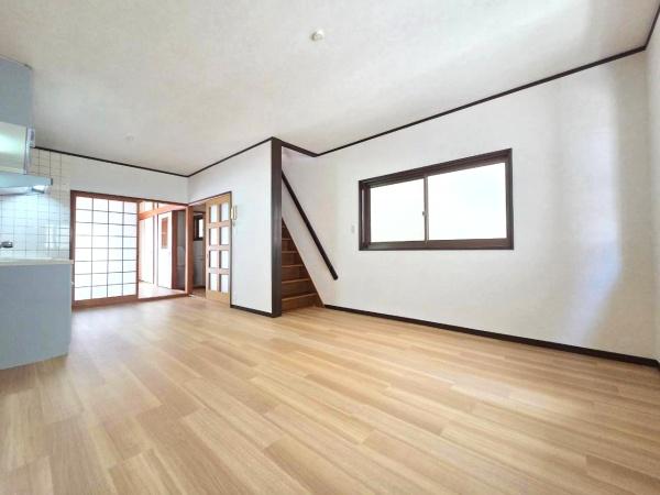 寝屋川市黒原旭町の中古一戸建て