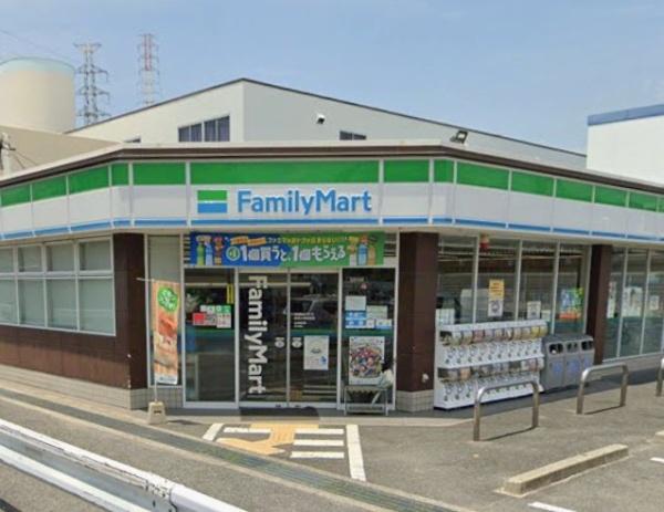 門真市四宮３丁目の中古一戸建て(ファミリーマート四宮小学校前店)