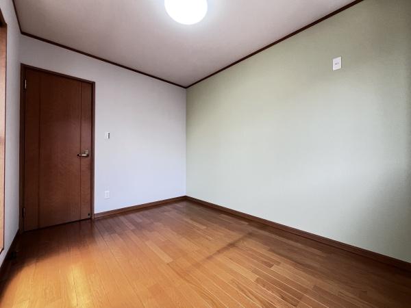 門真市四宮３丁目の中古一戸建て
