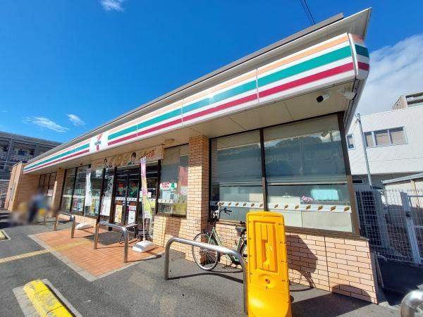 クレアシティ鶴見花博通り(セブンイレブン大阪緑1丁目店)