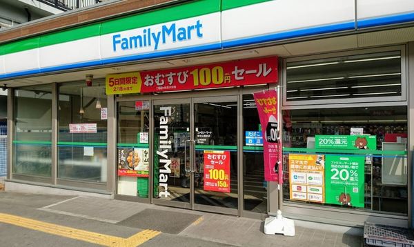 ネオコーポ桃谷(ファミリーマート桃谷公園前店)