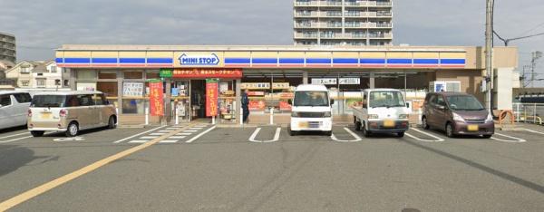 大阪市鶴見区中茶屋１丁目の中古一戸建て(ミニストップ大阪今津北5丁目店)