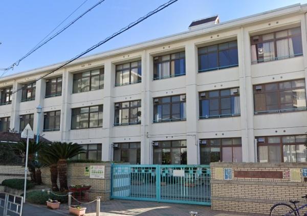 グリーンビュー鶴見２号棟(大阪市立鶴見南小学校)
