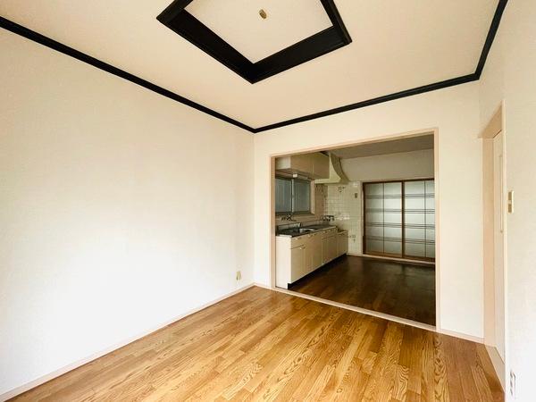 寝屋川市緑町の中古一戸建