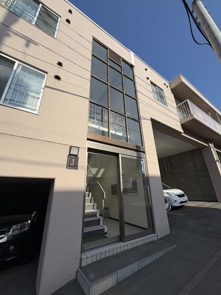 エメラルドグリーンヒルズ平岸