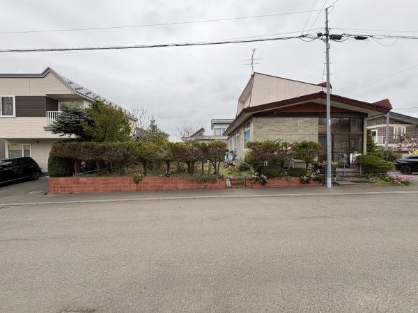 解体更地渡し 75.5坪 北東南東2面角地