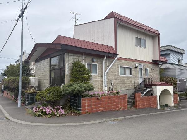 解体更地渡し　７５．５坪　北東南東２面角地