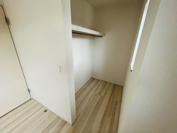 津市柳山津興の中古一戸建て