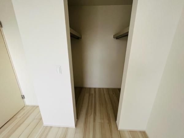 津市柳山津興の中古一戸建て